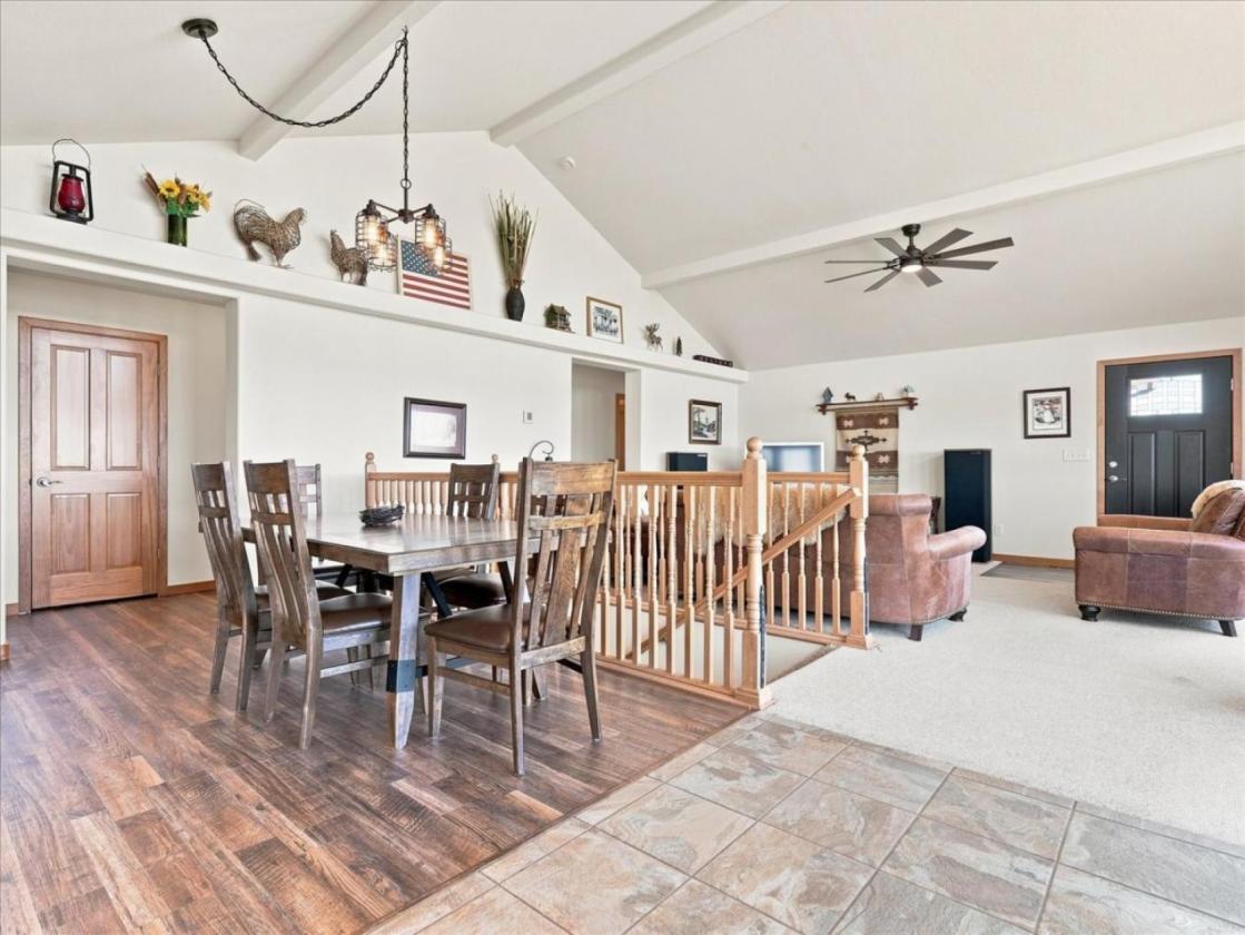 Livestock & Horse-Ready Home on 49.8+/- Acres - photo 7