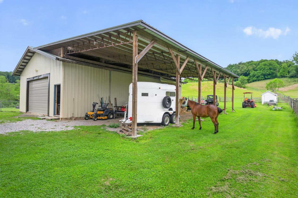 Equestrian Estate with Creeks and Views - photo 24