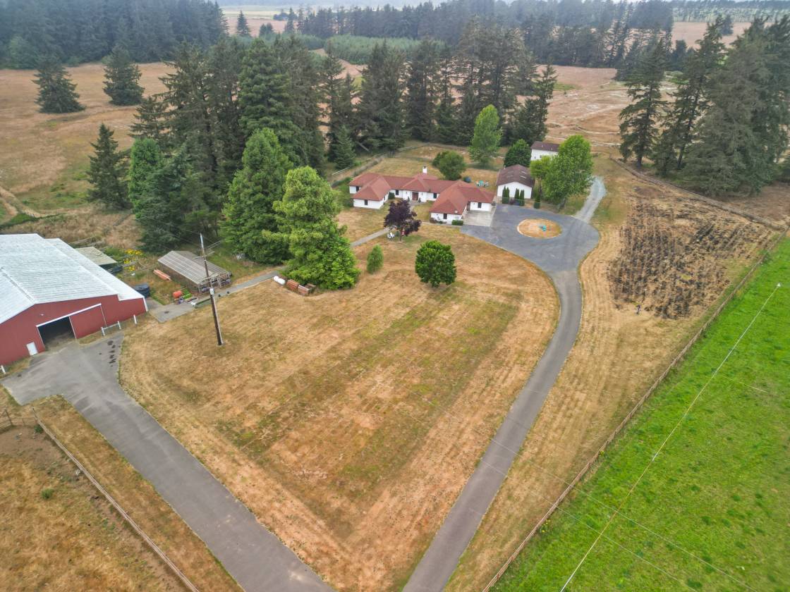 Horse Property for sale.