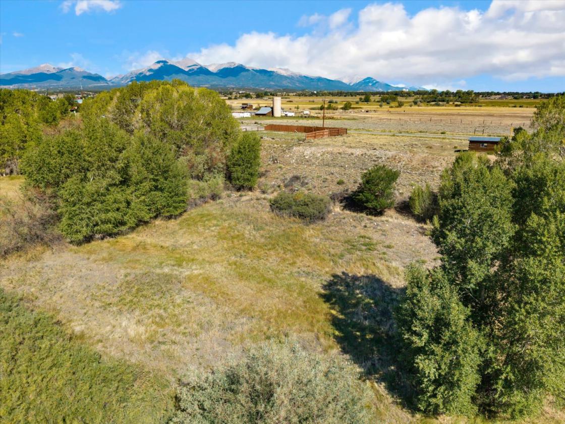 5-acre horse property - photo 9
