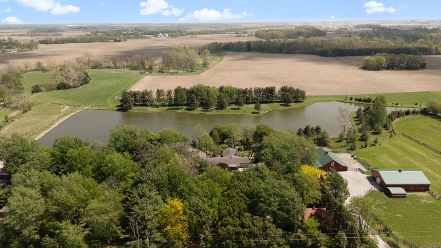 Equestrian Estate or Corporate Retreat near LEAP - photo 1