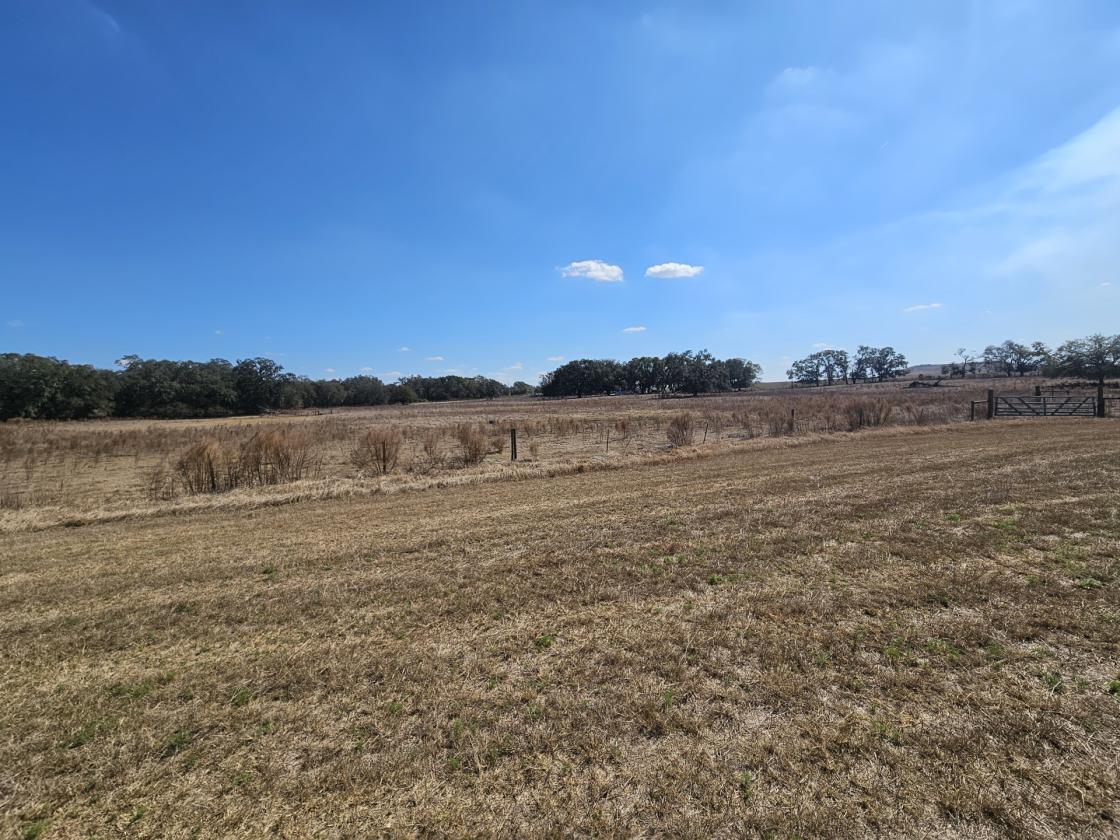 145 AC RANCH & ACCESS TO 37K+ AC STATE REC LANDS - photo 17
