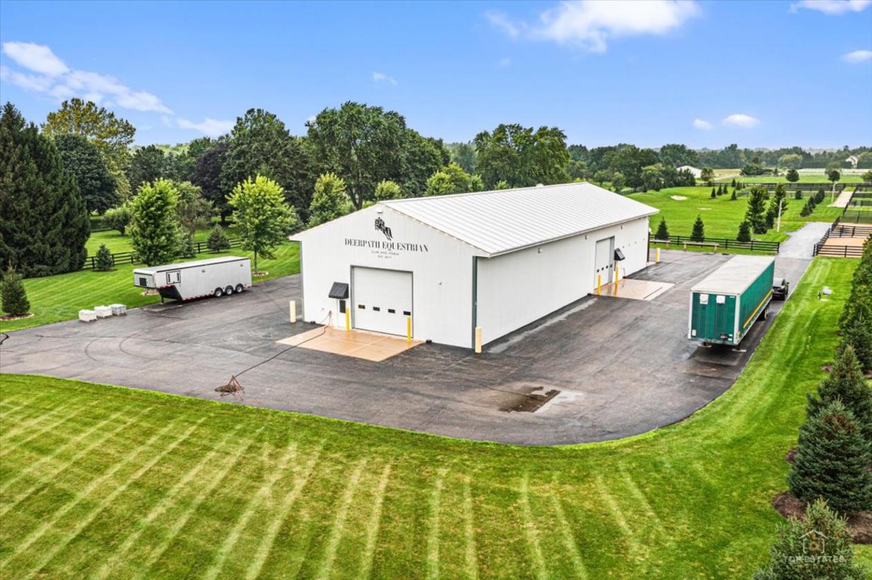 Truly exceptional world-class equestrian facility - photo 11