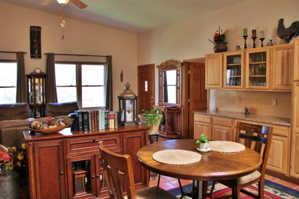 Luxury equestrian property - photo 2