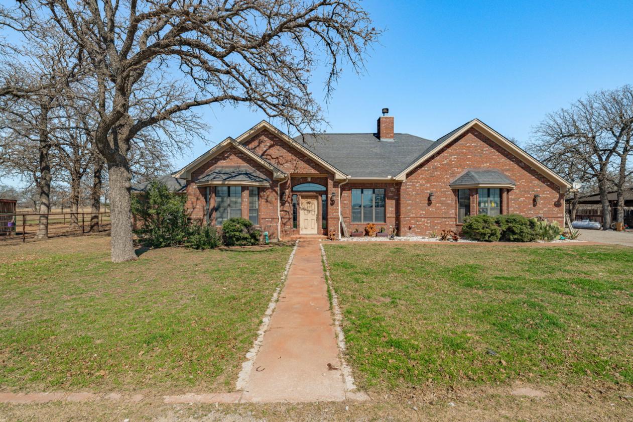 Exceptional Income Potential on 13.75 Pristine Acres - photo 1