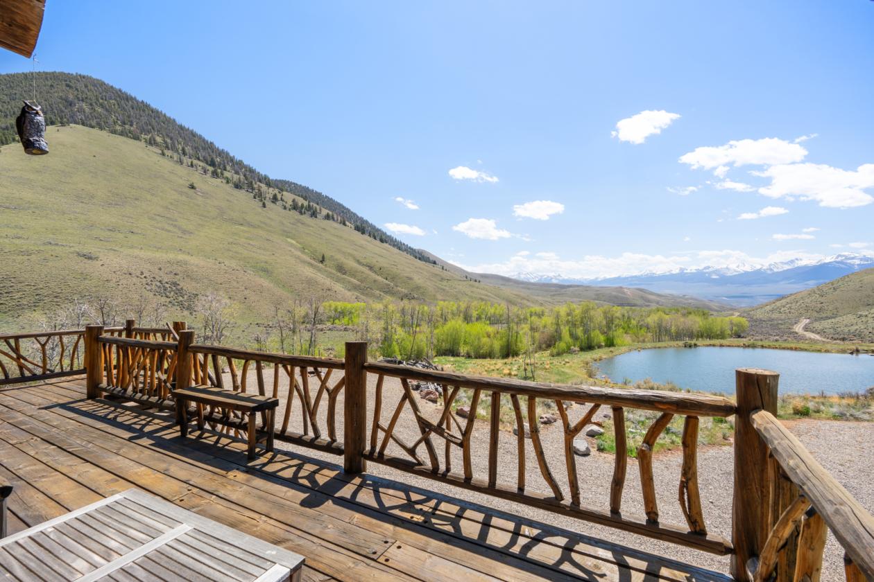 Private Idaho Retreat on 325 acres! - photo 8