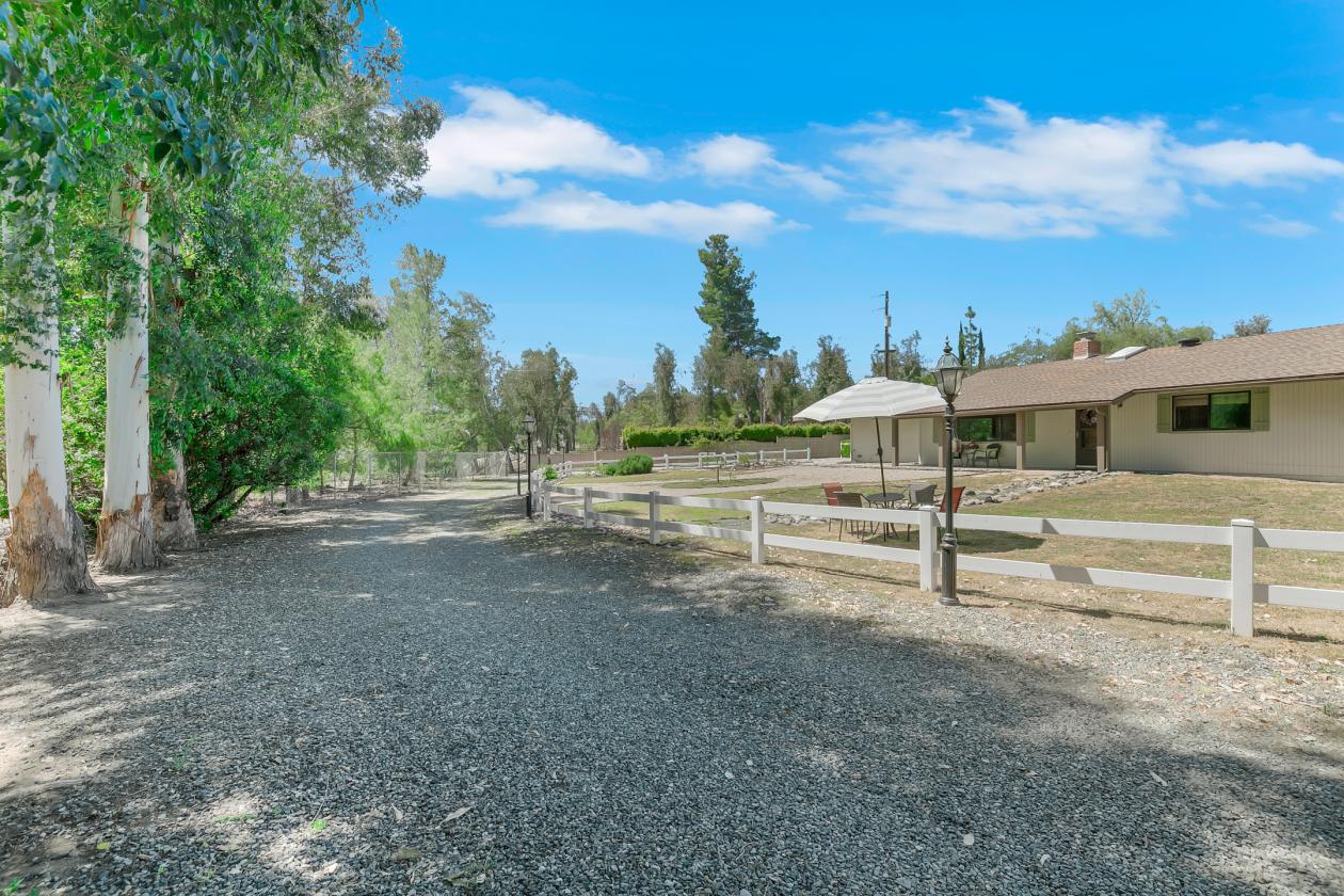 A place your horse(s) would love to call home! - photo 6