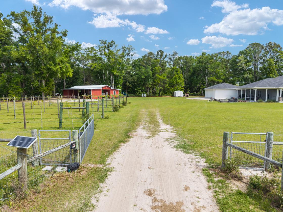 20 Acre Turnkey Horse Farm - photo 6