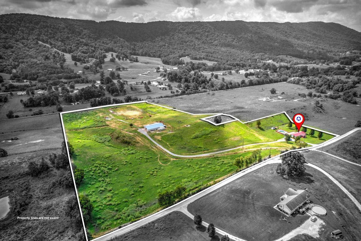 Horse Property for sale.