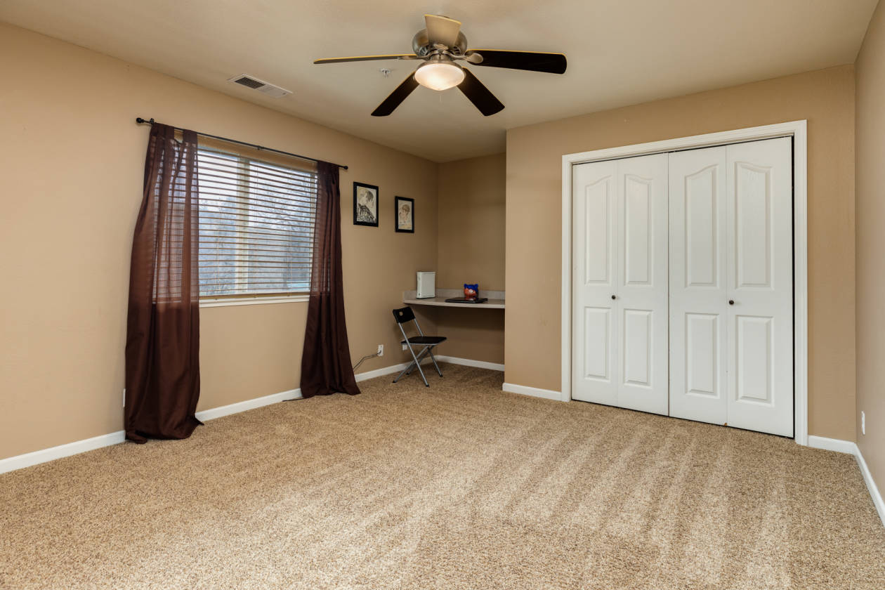 Butte Valley, CA Horse Property for sale! 5 Stalls.... Oroville