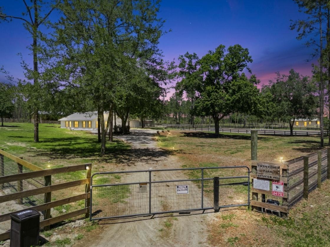 Turnkey Equestrian Retreat near Ocala - photo 13