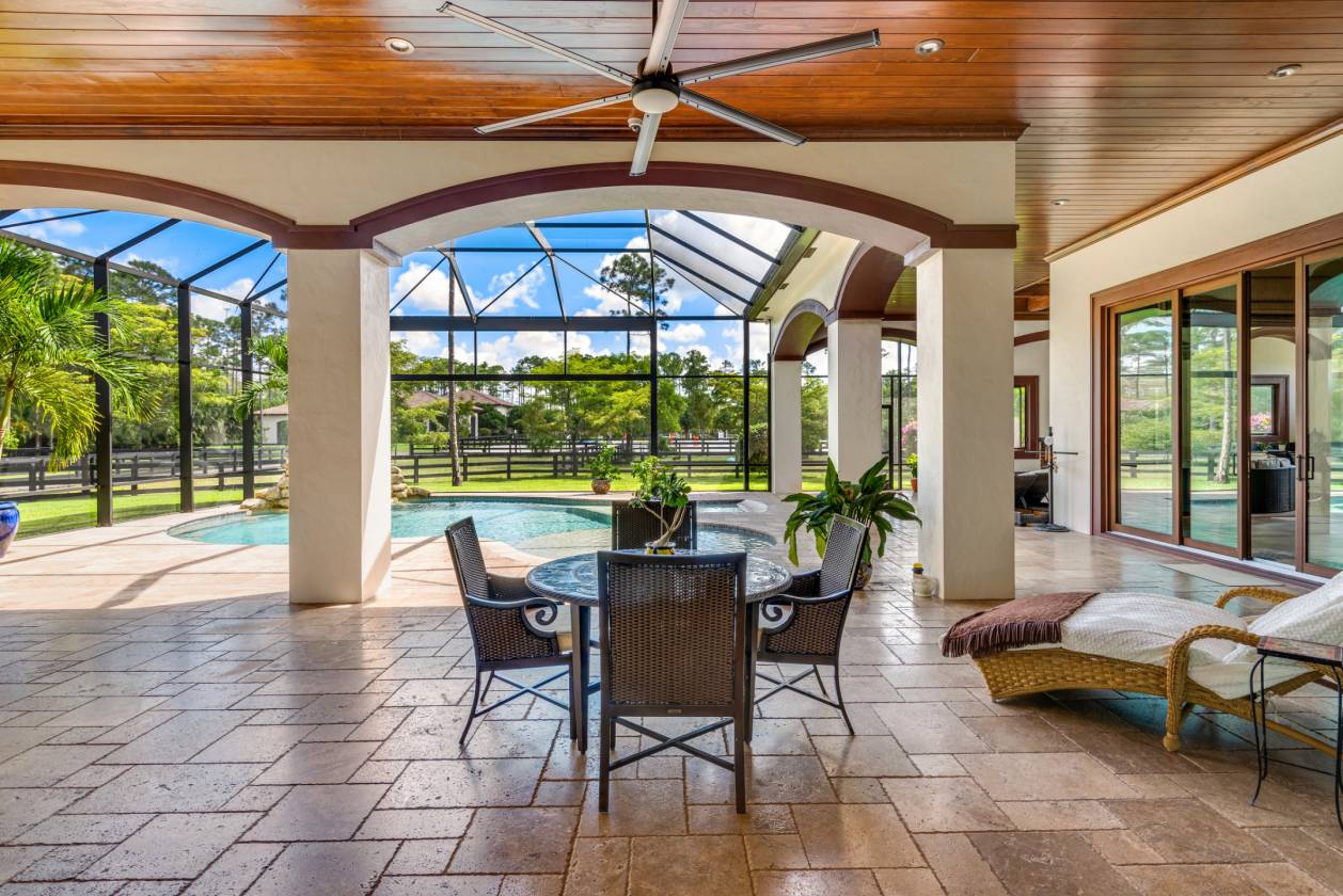 Custom Built Luxury Equestrian Estate with Stables - photo 13