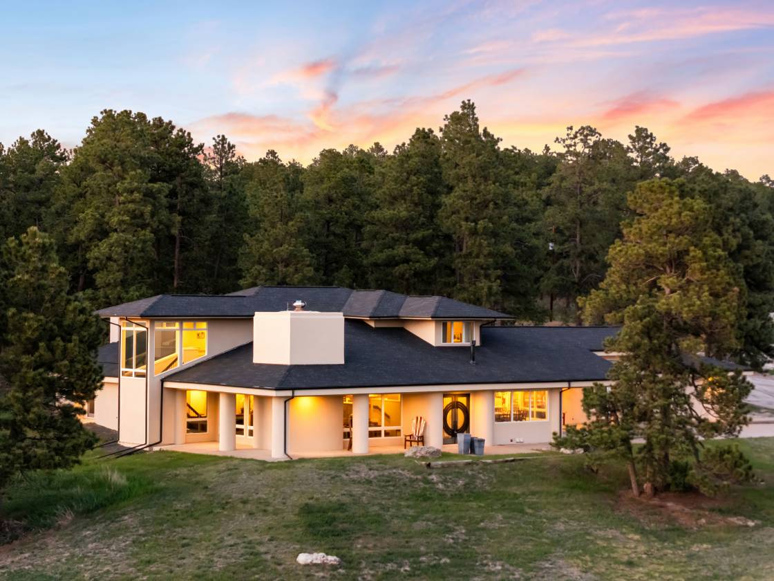 Horse Property for sale.