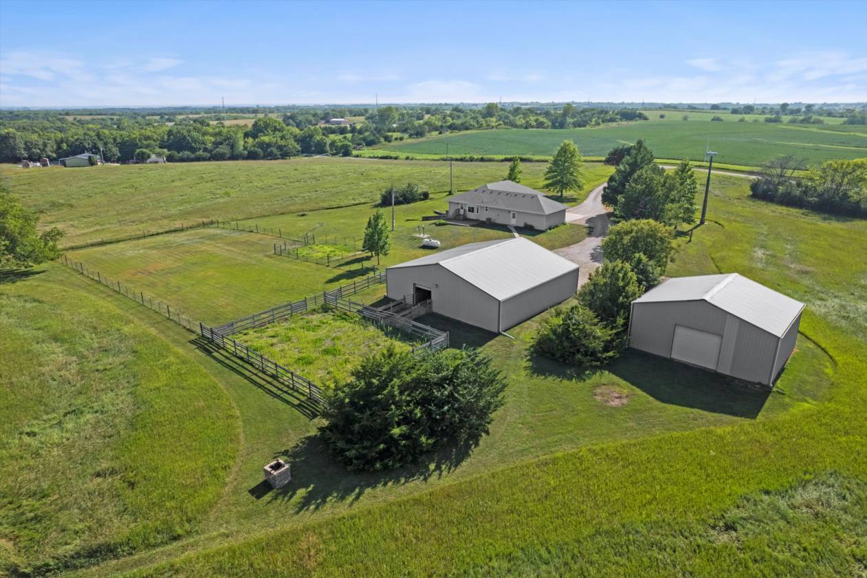 Horse Property for sale.
