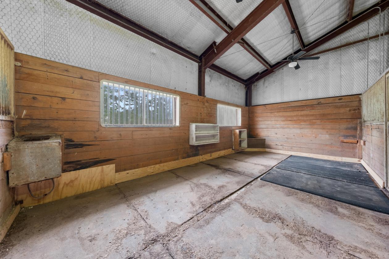 Beautiful Equestrian Ranch - photo 19
