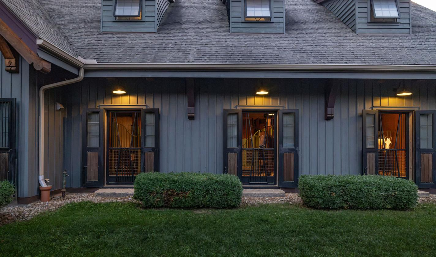 Premier Custom-Designed Equestrian Estate - photo 2
