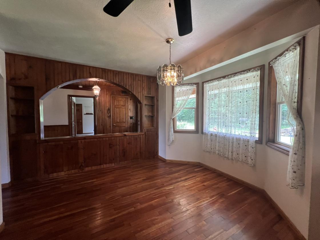 Custom home, horse barn, buildings for toys - photo 8