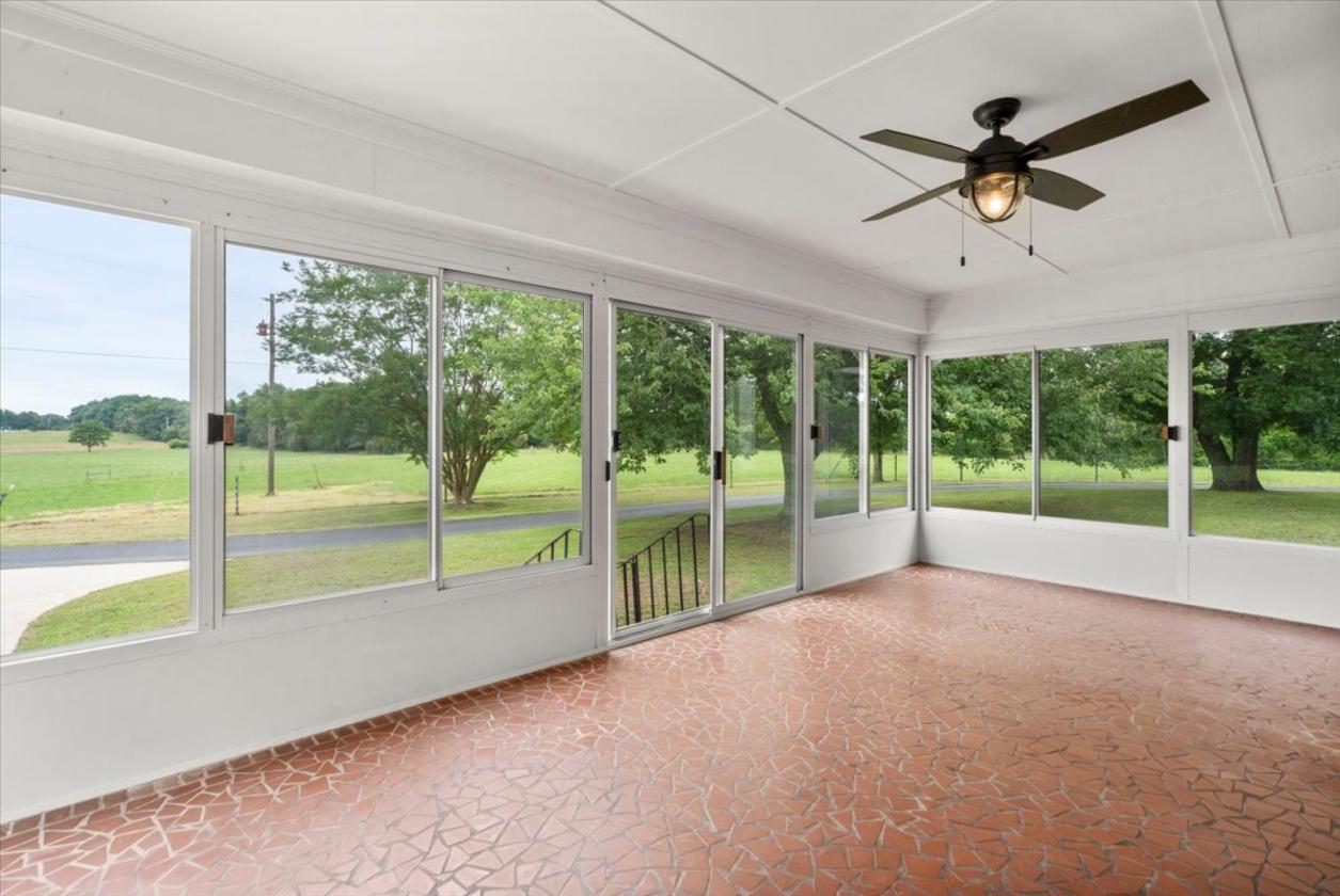 Classic Country Living on 11.5 acres - photo 16