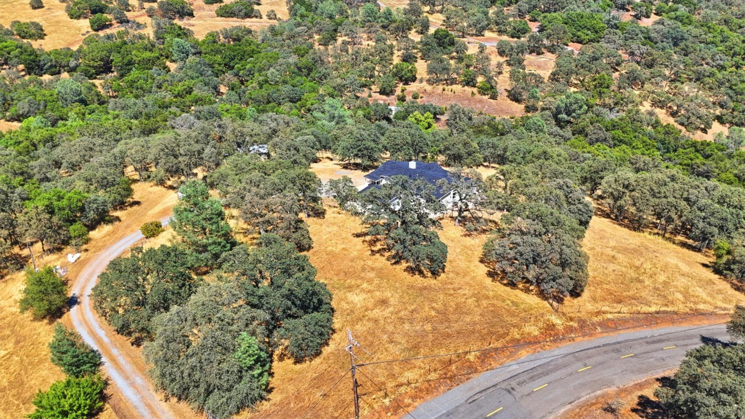 10 cross fenced acres in Gallagher Estates - photo 2