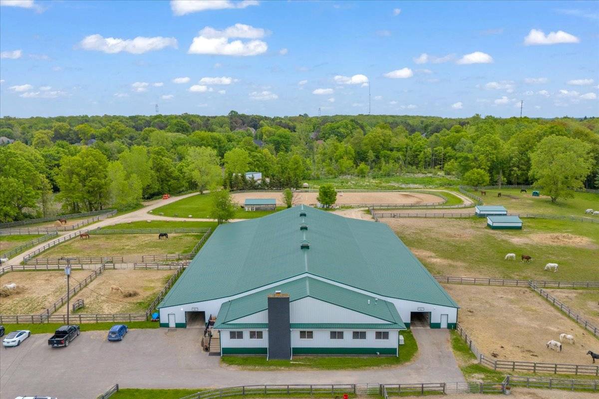 Horse Property for sale.