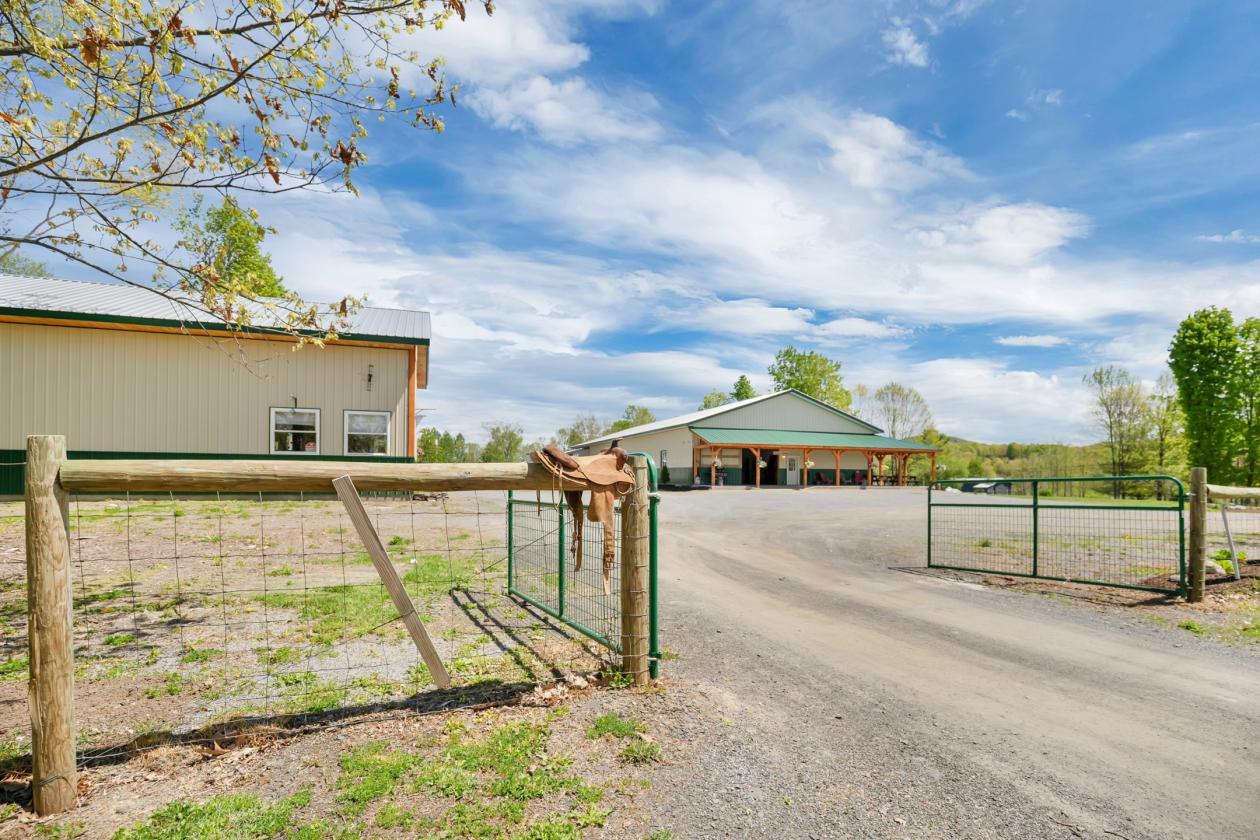 Upstate NY Equine Training & Breeding Facility - photo 8