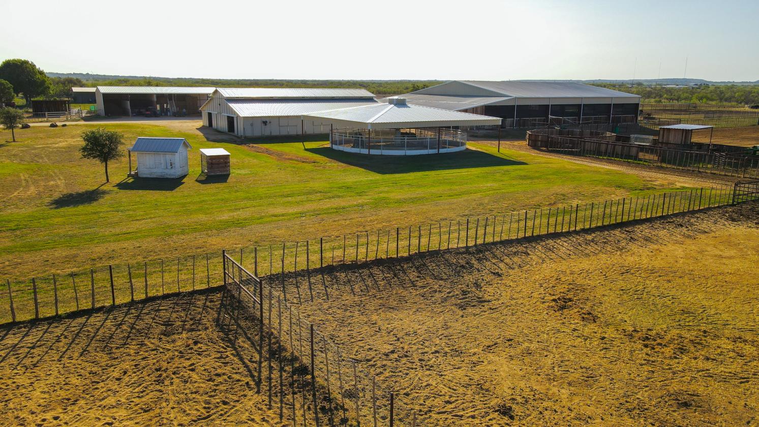 Premiere Cutting Horse Facility in Taylor County - photo 19