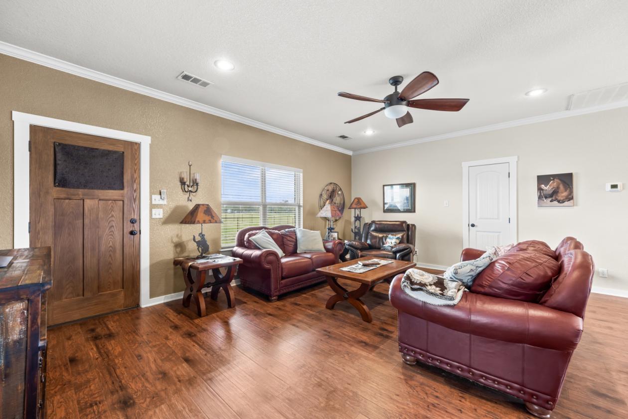 Central Texas Equestrian Estate - photo 15