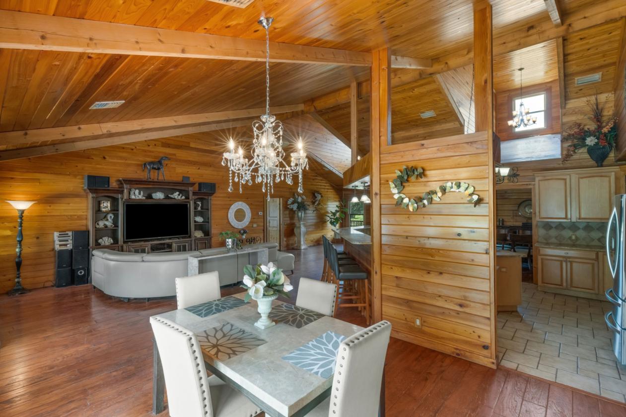 Luxury Farm on 5.96 Acres - photo 7