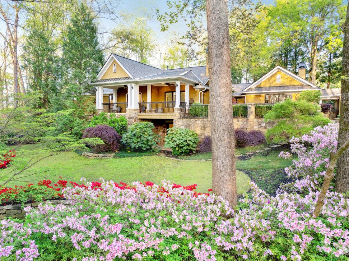 Horse Property for sale.