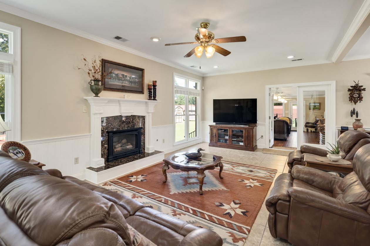 Manicured Equestrian Estate on 65 Acres - photo 14
