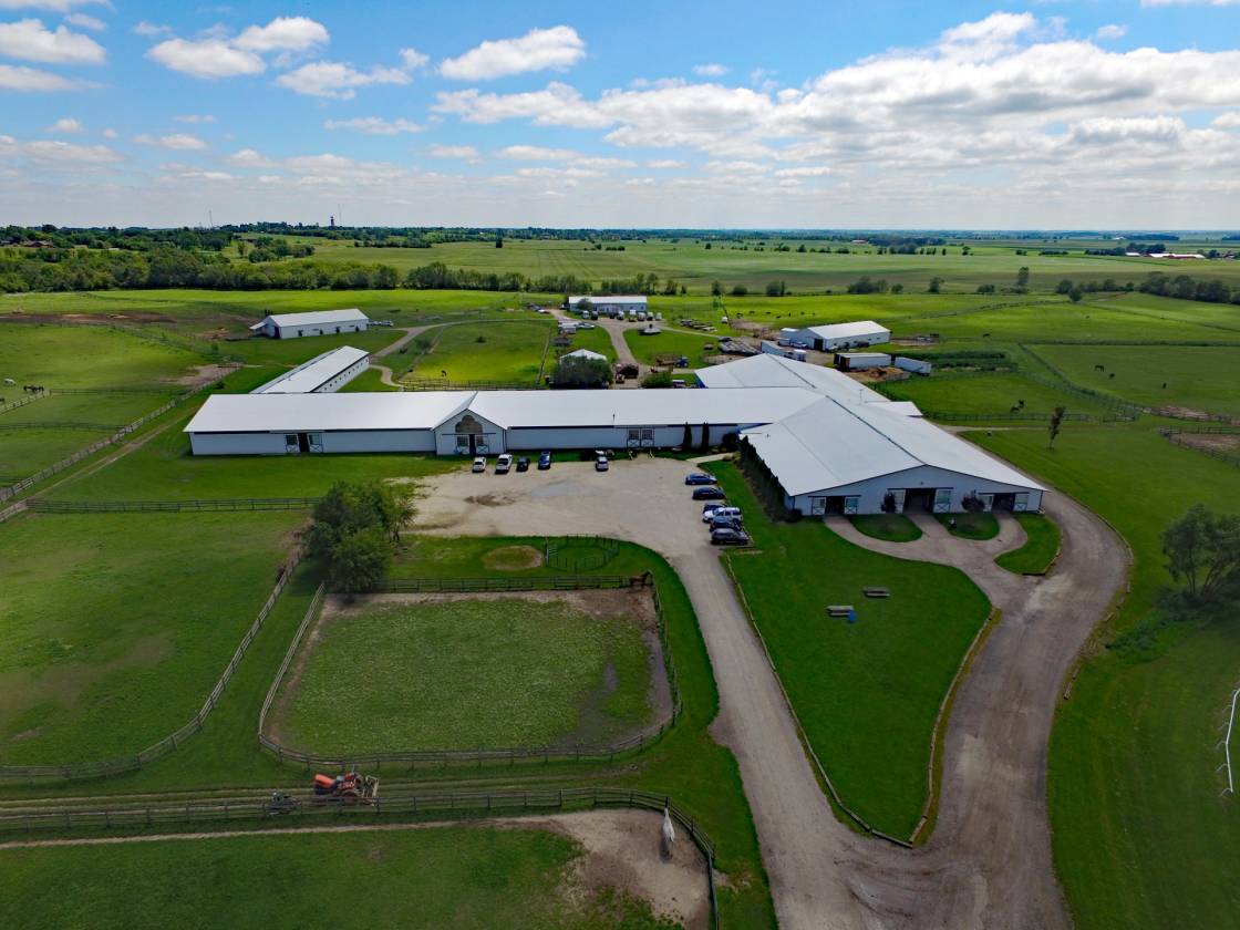 New Price! Tower Hill Stables141 acre, 131 stall Horse Farm