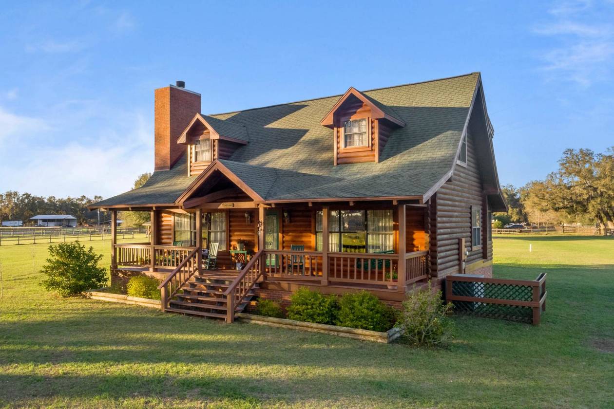 Beautiful Tennessee Log Home Equestrian Farm Bushnell, Sumter County