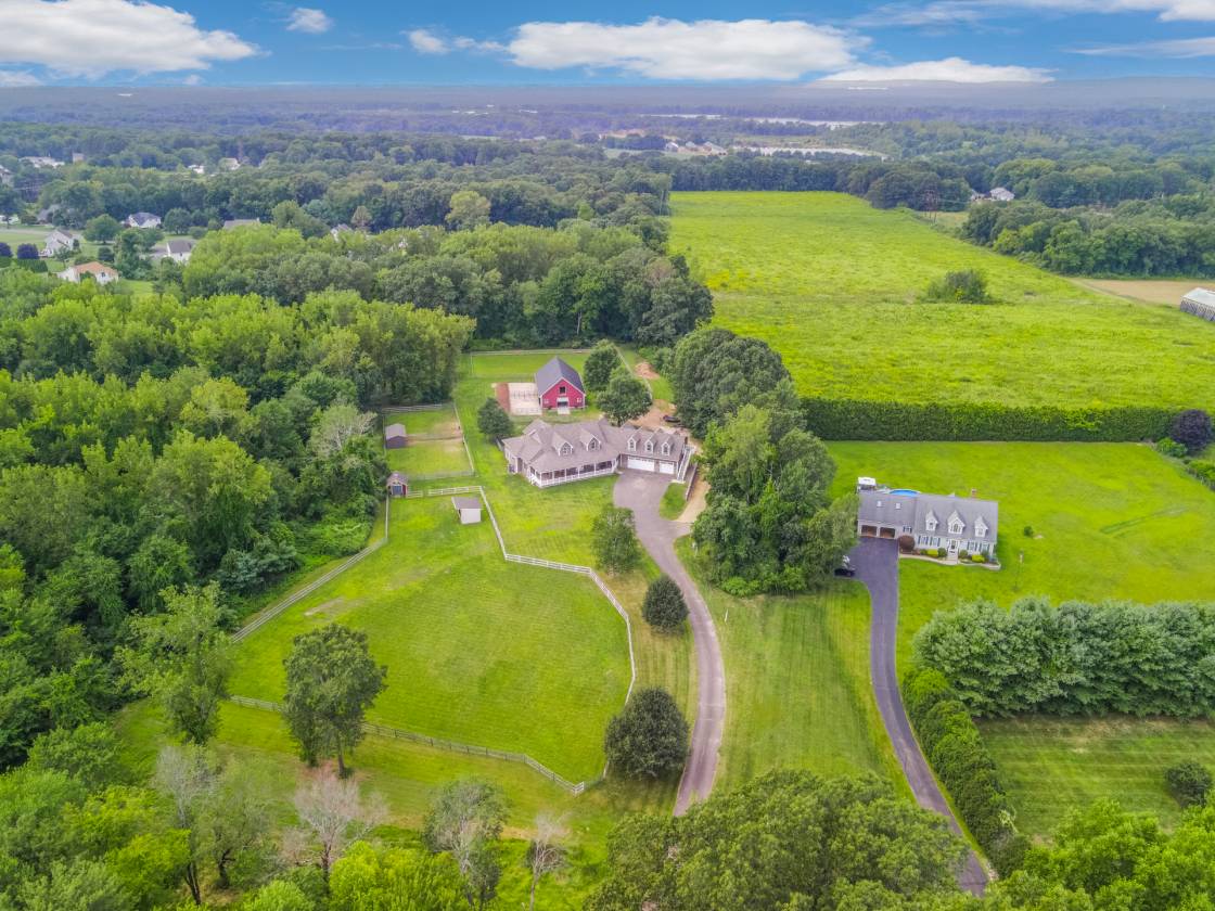 Horse Property for sale.