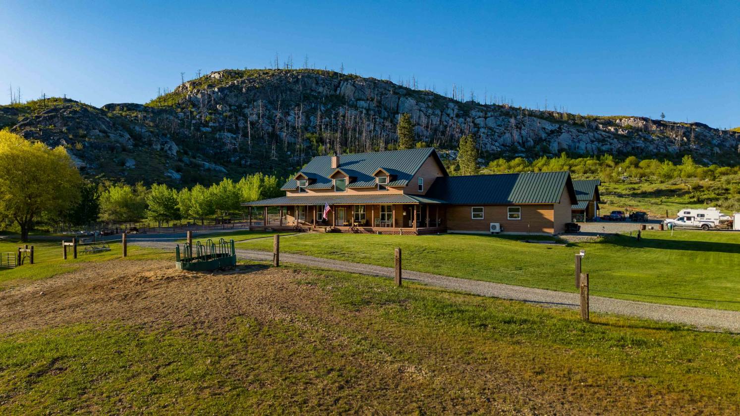 Horse Property for sale.