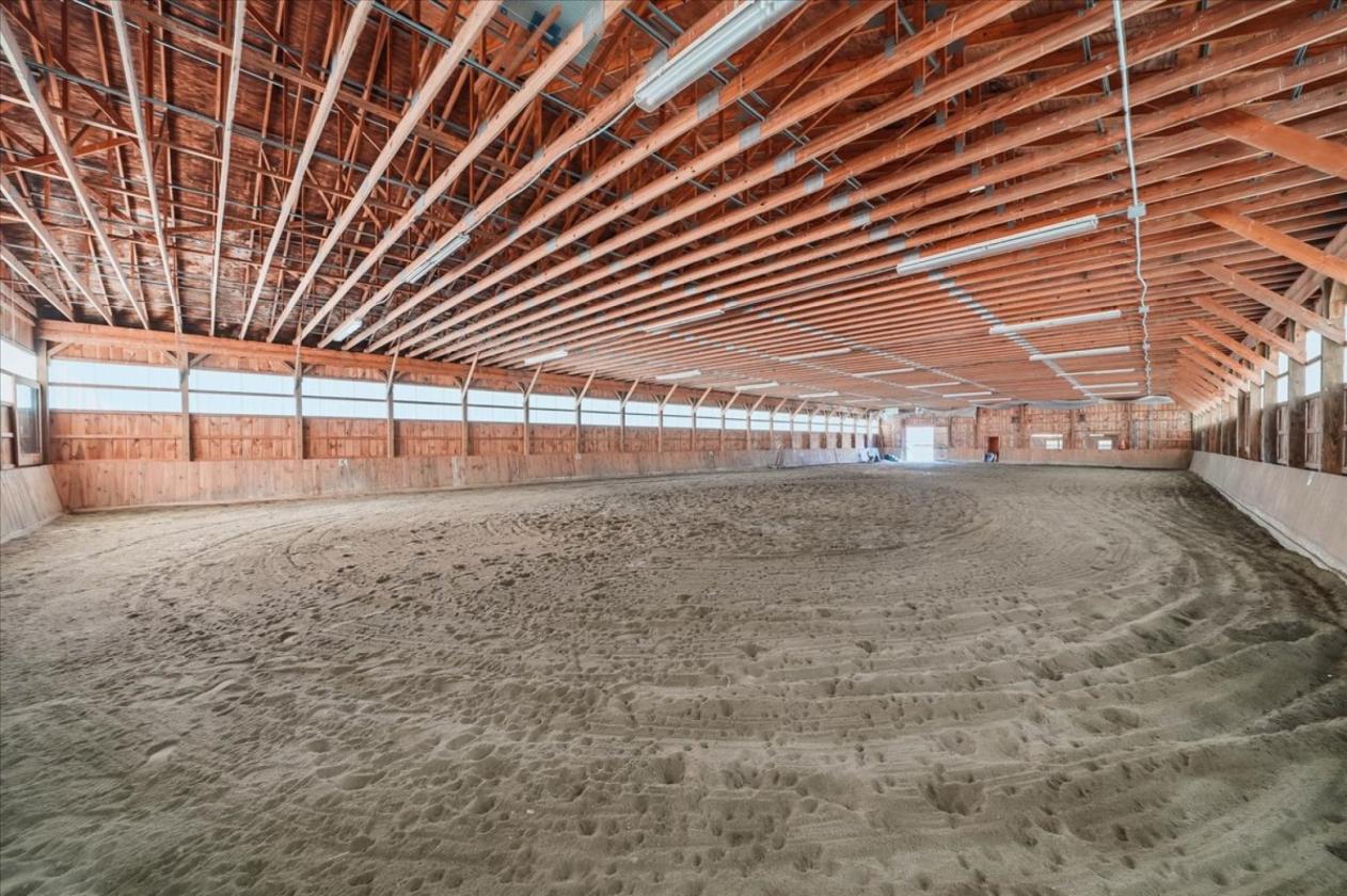 ESTABLISHED EQUESTRIAN PROPERTY EXCEPTIONAL PRICE - photo 18