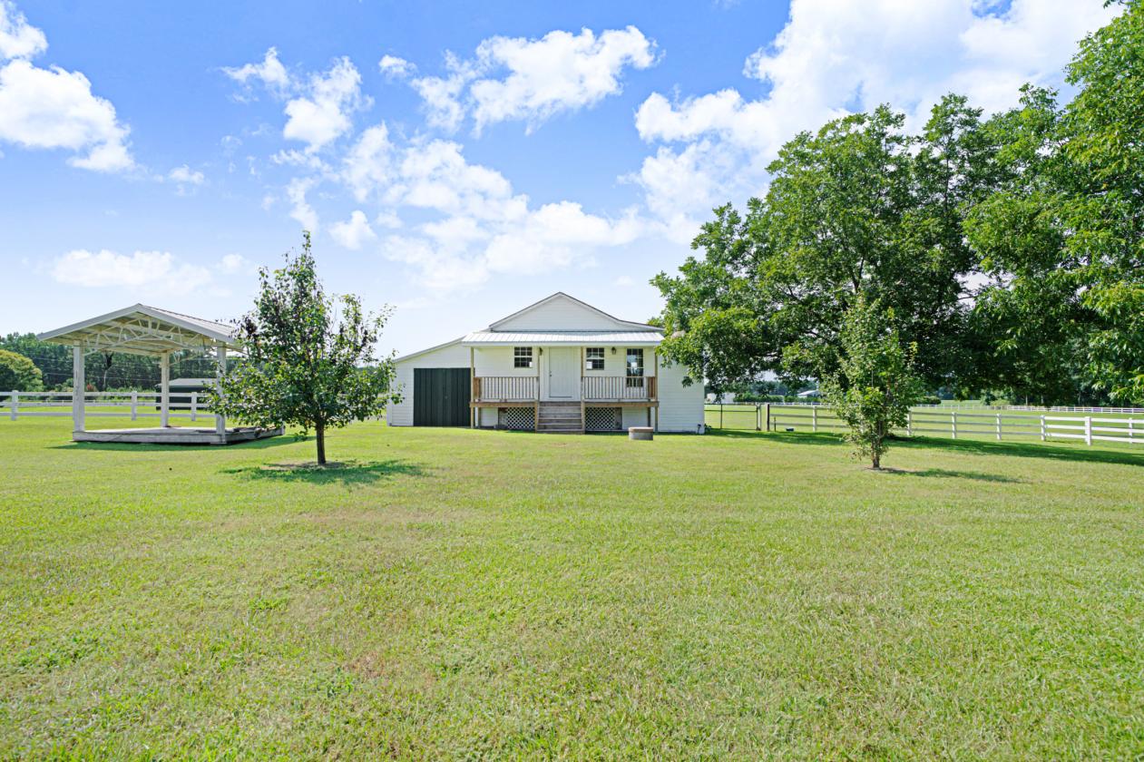 Equestrian & Country Estate - photo 26