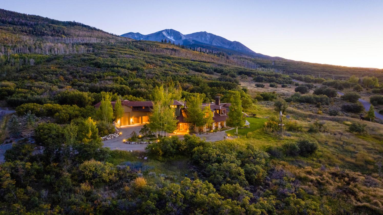 Quintessential Mountain Retreat - photo 1