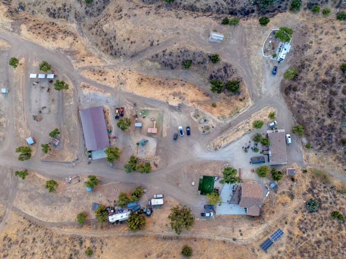 BEAUTIFUL AGUA DULCE VIEWS 160 ACRES - photo 7