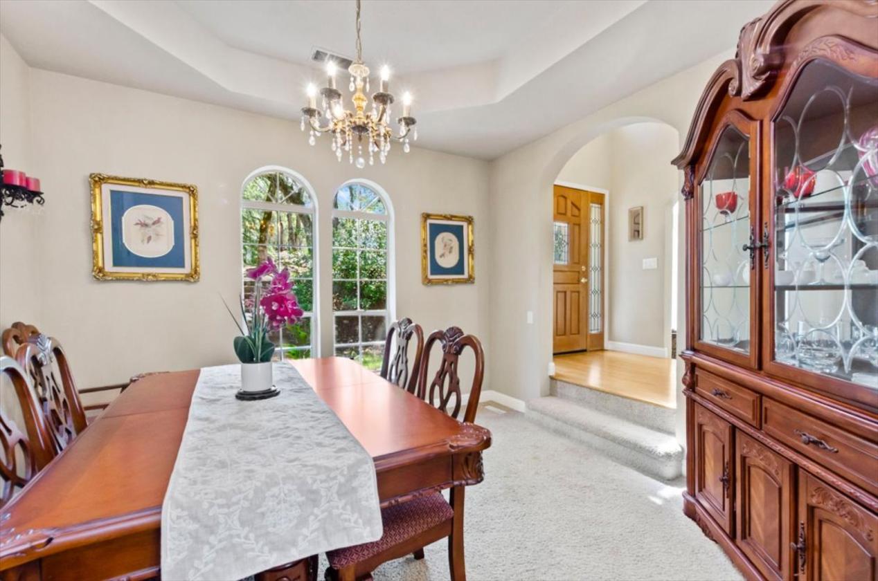 Beautiful Country home for the family on 5+ AC - photo 20