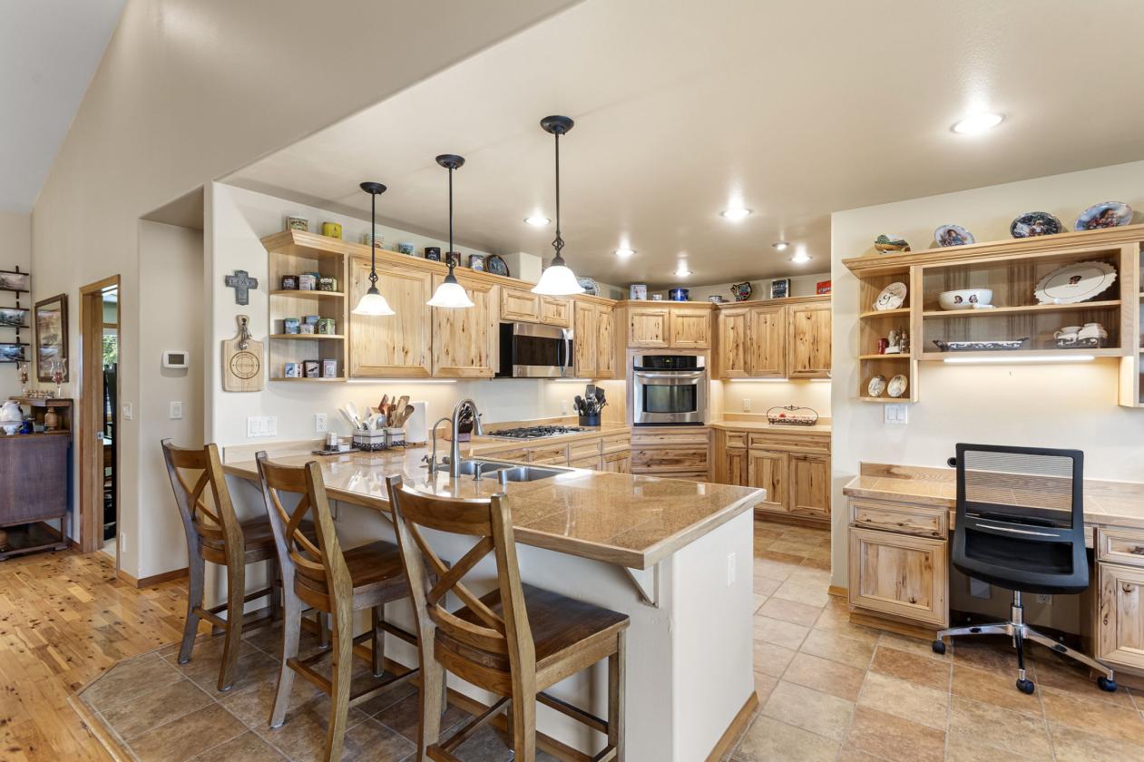 CENTRAL WASHINGTON EQUESTRIAN ESTATE - photo 15