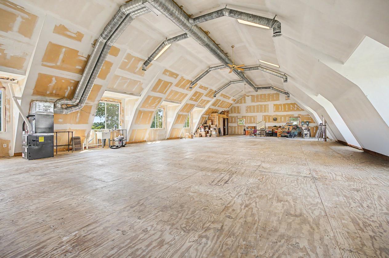 Indoor Arena on 26 Acres with Large Home - photo 26