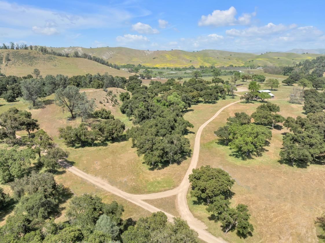 DOUBLE SEVEN ZERO RANCH - photo 10