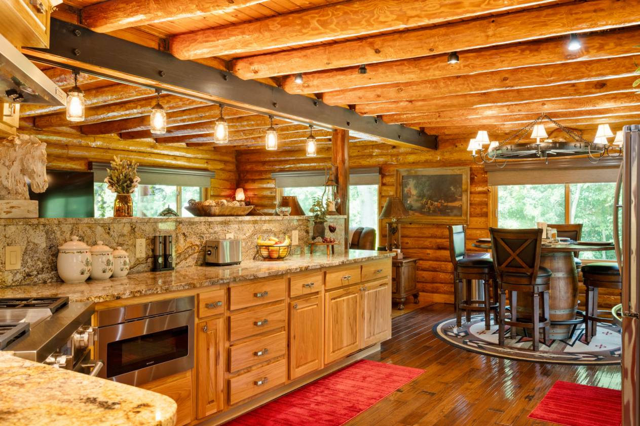 Extraordinary 30+ acre estate with log cabin home - photo 11