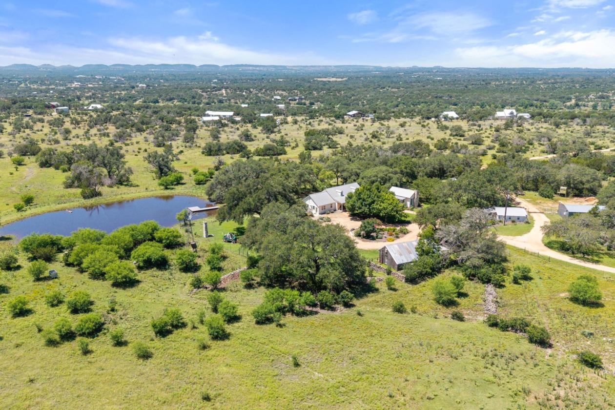 Rocking V Ranch | Turn-Key Hill Country Ranch - photo 3