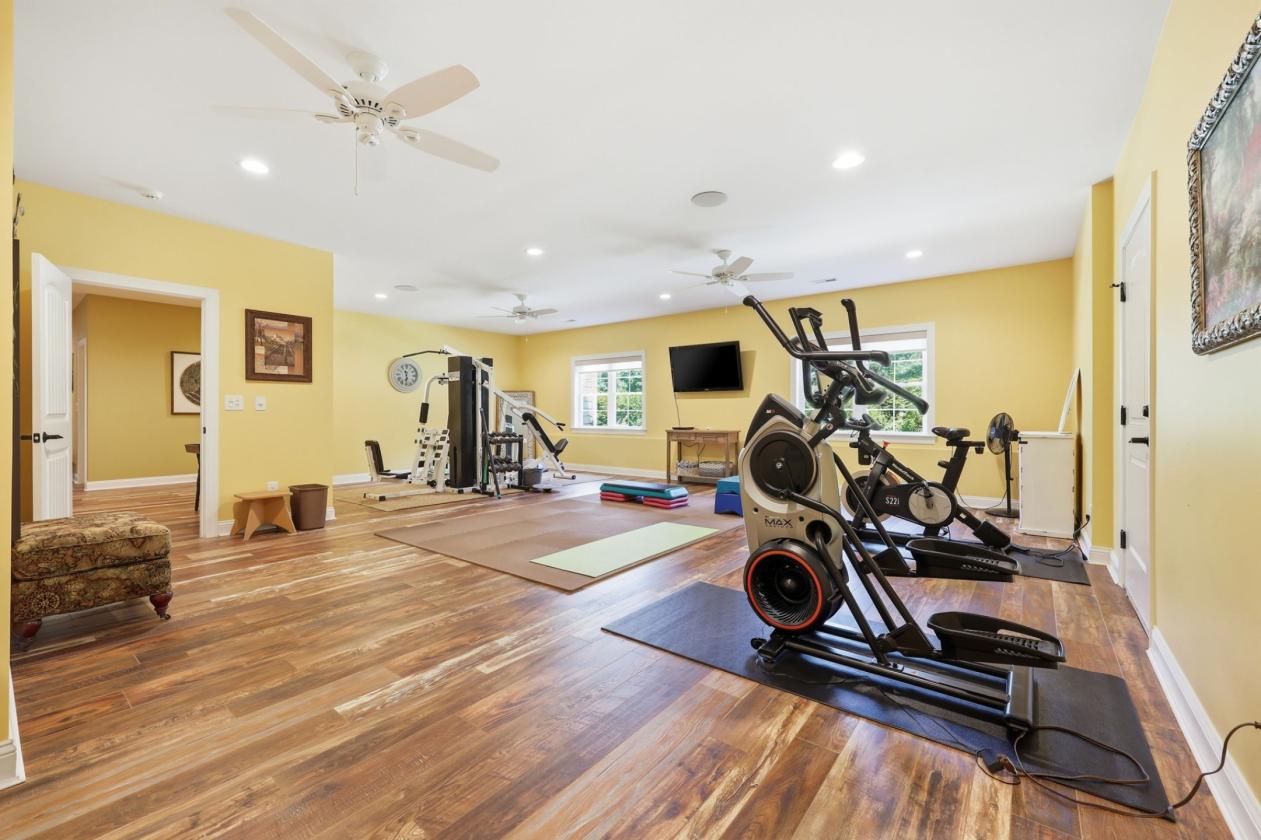 Luxury Equestrian Estate with Covered Arena - photo 13
