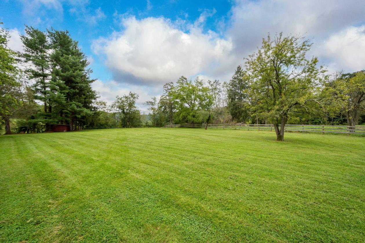 Rare Private Country Retreat - photo 9