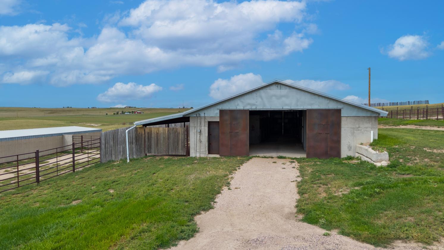 horse property on 60 acres - photo 17
