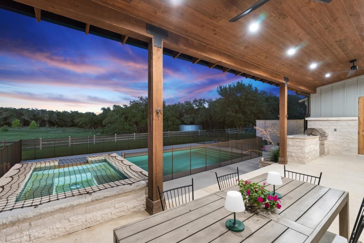 Private Hill Country Sanctuary - photo 27