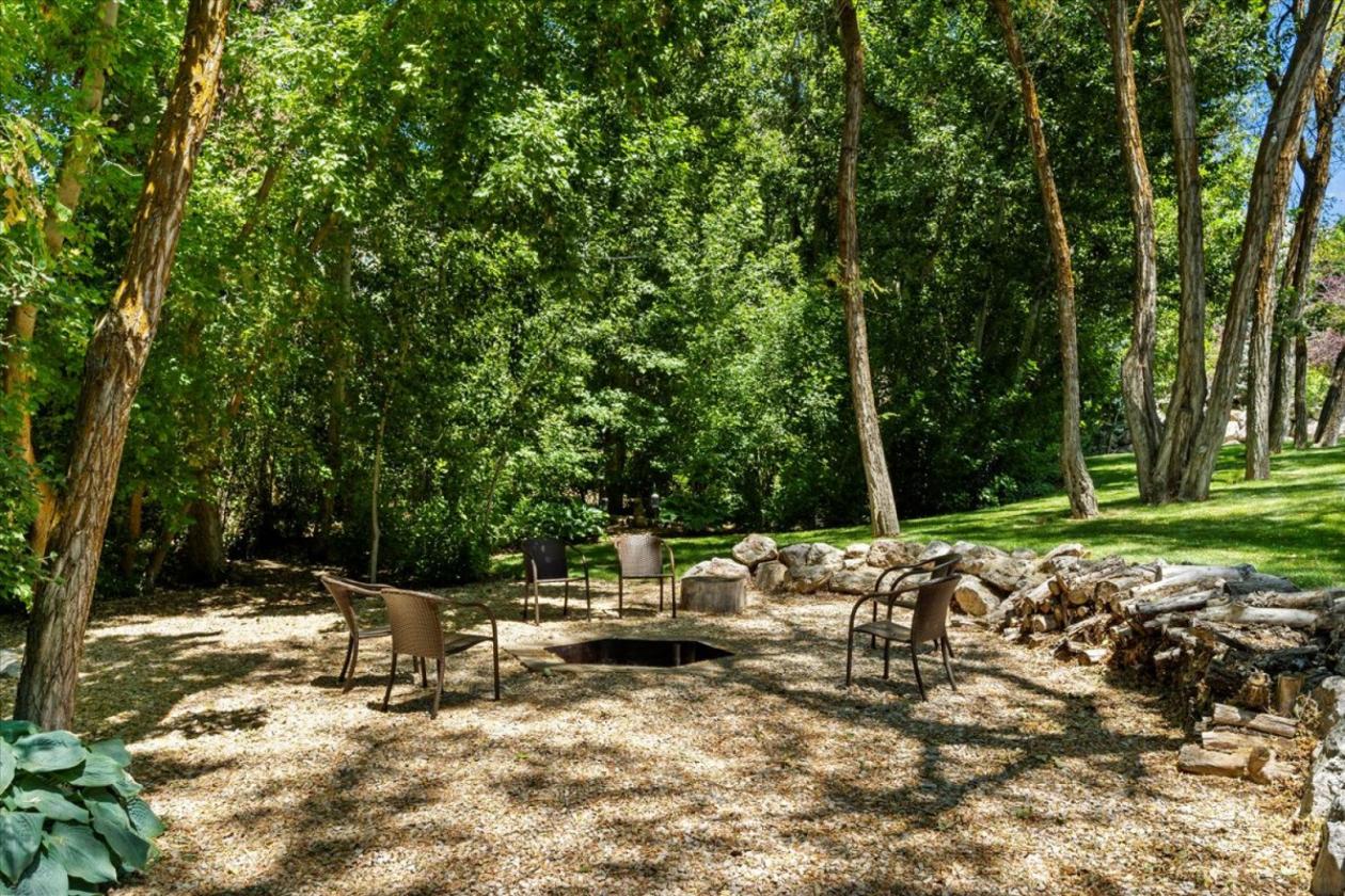 EQUESTRIAN DREAM AND LUXURY LIVING IN ONE - photo 21