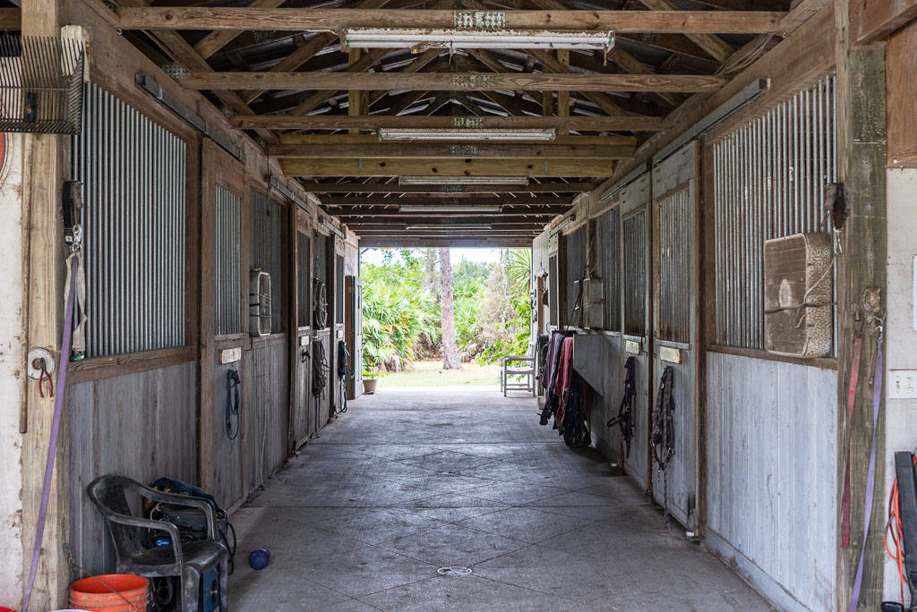 5 Acres Home/Barn Englewood Farm Acres Englewood, Sarasota County